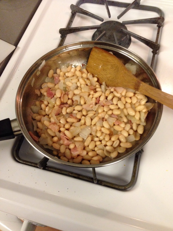 beans and bacon with onion